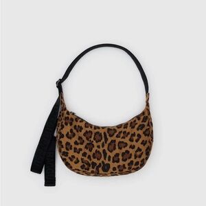 BAGGU Small Nylon Crescent Bag - Leopard